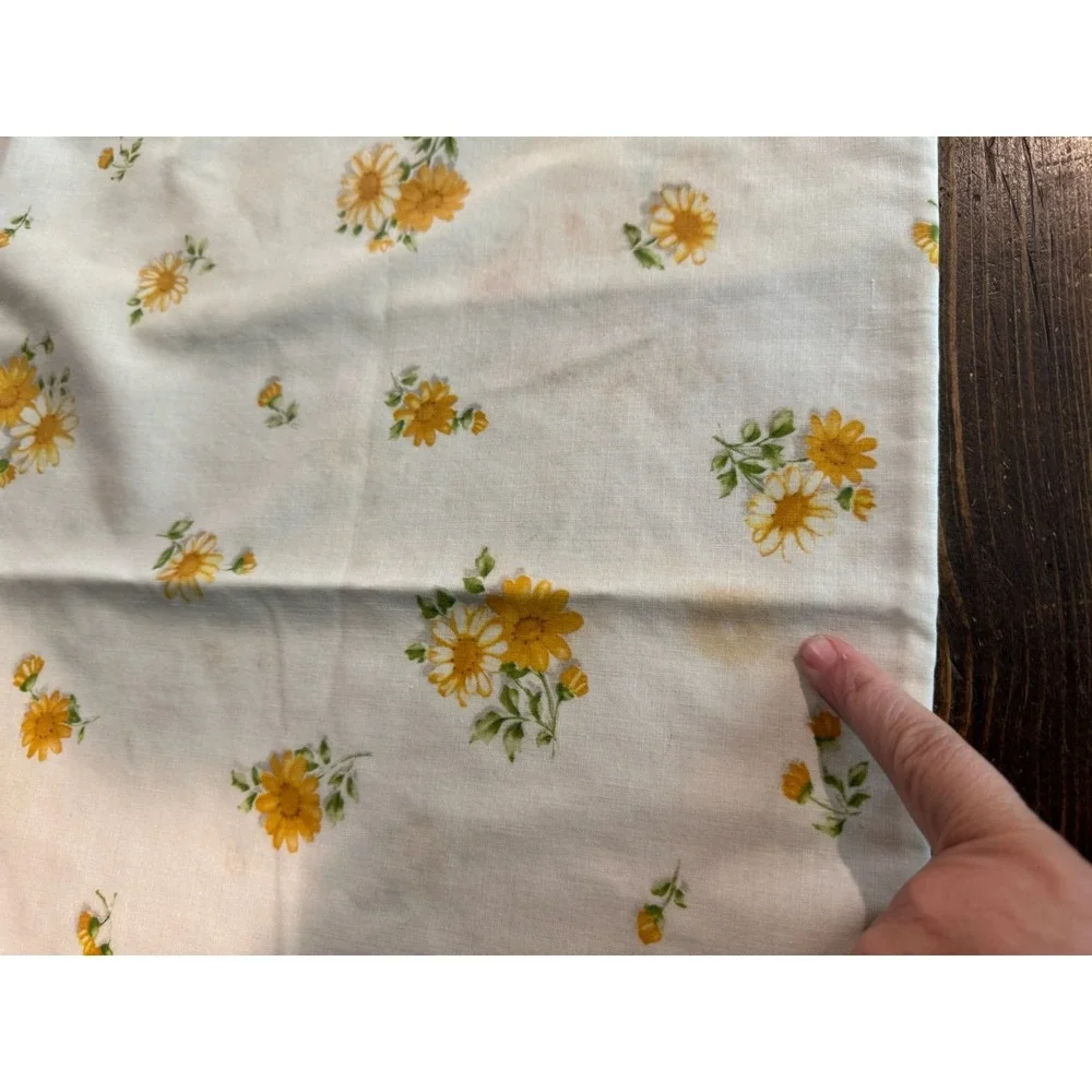 Vtg Pillowcases Monticello Yellow Orange 20